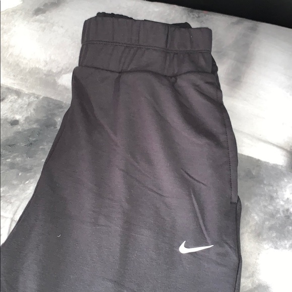 Nike sweatpants - Picture 4 of 4